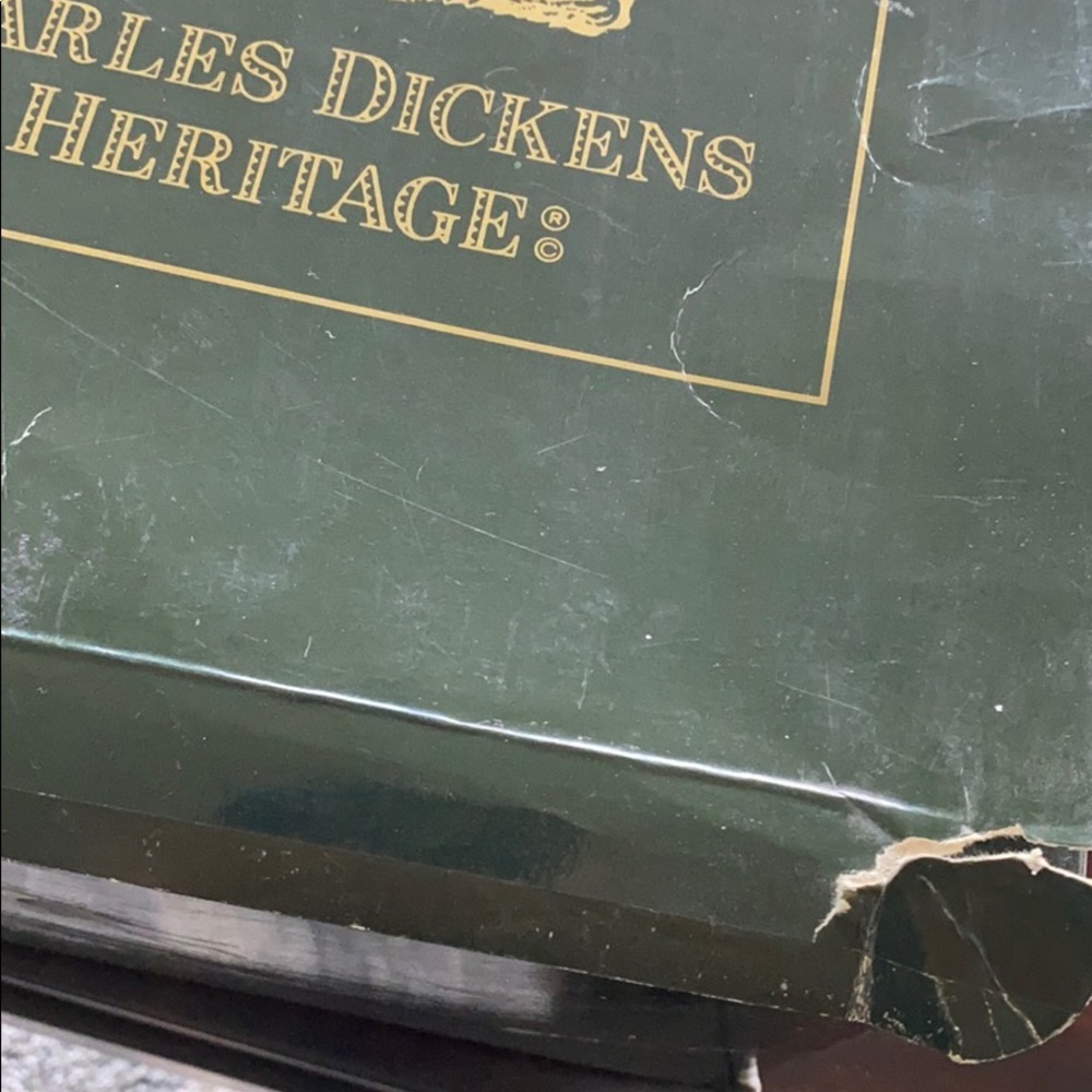Charles Dickens Heritage 5th Edition 1996 - Picture 6 of 6
